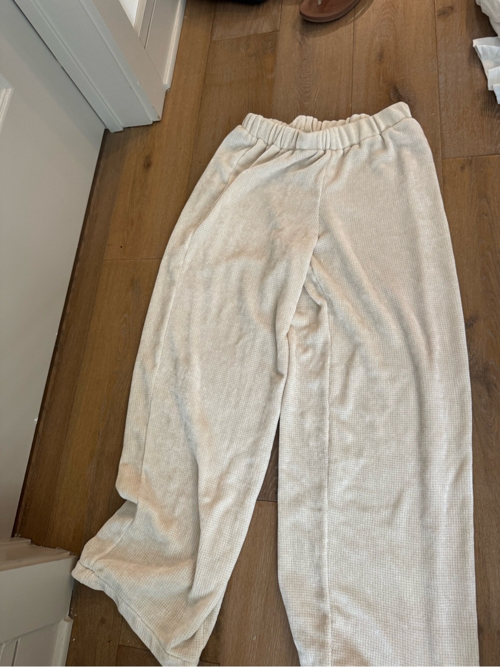 Cream Ribbed Button-Front Cardigan Set - Picture 2 of 3